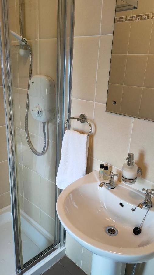 Lios Einne House Accommodation Инишиър Екстериор снимка