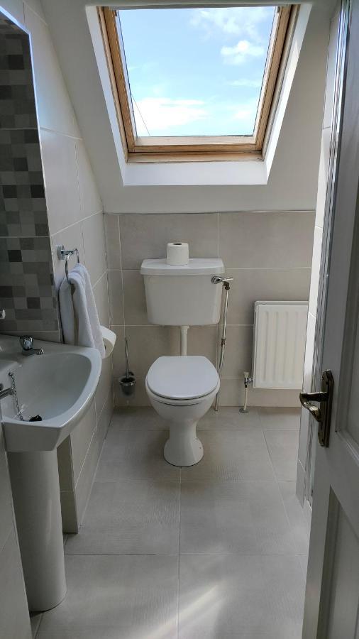 Lios Einne House Accommodation Инишиър Екстериор снимка