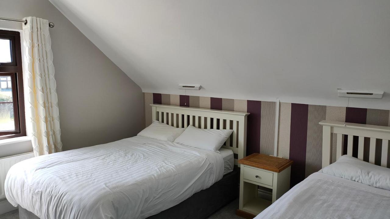 Lios Einne House Accommodation Инишиър Екстериор снимка