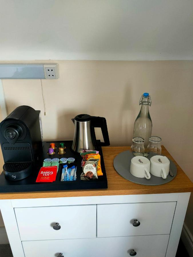 Lios Einne House Accommodation Инишиър Екстериор снимка