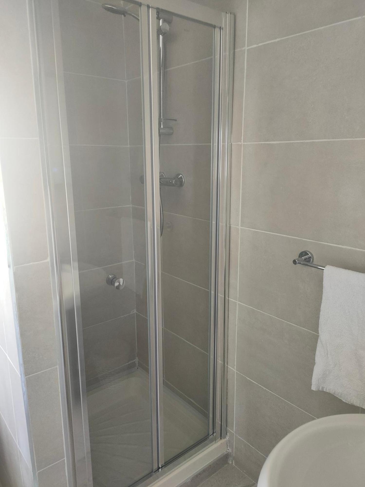 Lios Einne House Accommodation Инишиър Екстериор снимка
